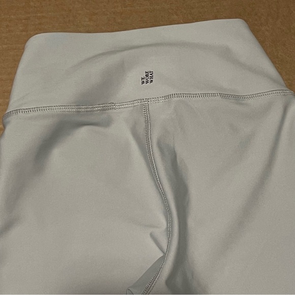 We Wore What light grey leggings with mock lace up detail, size S/P NWOT - Picture 4 of 12